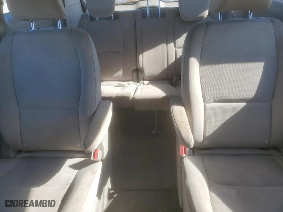 2015 Kia Sedona L with VIN KNDMA5C13F6022077, listed as a Copart auction lot 47372685 with 144,873 mi miles and Clean Title. Bid and sale history available at carsss.com. Image 10.