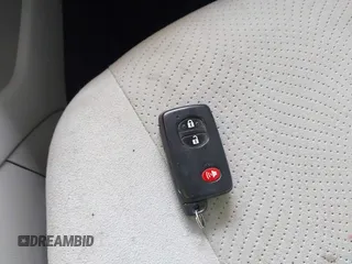 2015 Toyota Prius Four z VIN JTDKN3DU9F1889635, wystawiony jako IAAI lot #42189280 z przebiegiem 119 652 mil mil oraz . Historia ofert i sprzedaży dostępna na DreamBid. Obrazek 11.