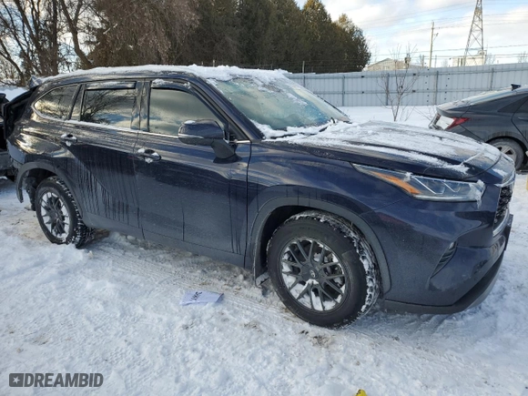 2022 Toyota Highlander Platinum with VIN 5TDFZRBH6NS202840, listed as a Copart auction lot 46228255 with 85,433 mi miles and Salvage Title. Bid and sale history available at carsss.com. Image 4.