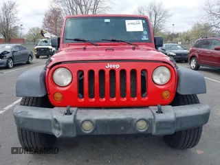 2007 Jeep Wrangler Unlimited X with VIN 1J4GA39197L120665, listed as a IAAI auction lot 41942349 with 189,860 mi miles and . Bid and sale history available at DreamBid. Image 12.