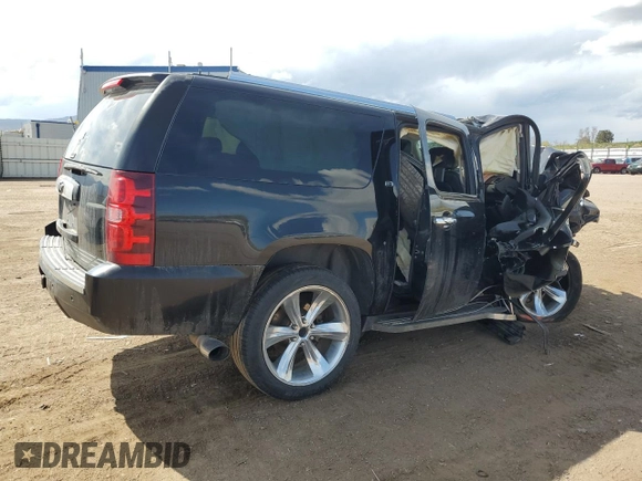 2008 Chevrolet Suburban LTZ z VIN 3GNFK16308G204064, wystawiony jako Copart lot #54522915 z przebiegiem Nie podano mil oraz Szkoda całkowita • Salvage title. Historia ofert i sprzedaży dostępna na DreamBid. Obrazek 3.