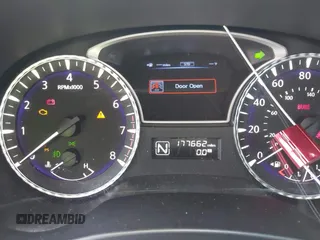2013 Infiniti JX35 z VIN 5N1AL0MM0DC347143, wystawiony jako IAAI lot #42239032 z przebiegiem 177 662 mil mil oraz . Historia ofert i sprzedaży dostępna na DreamBid. Obrazek 7.