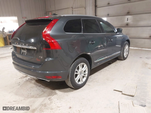 2016 Volvo XC60 T5 Drive-E Premier with VIN YV440MDK1G2843205, listed as a IAAI auction lot 41974484 with 135,448 mi miles. Bid and sale history available at carsss.com. Image 4.