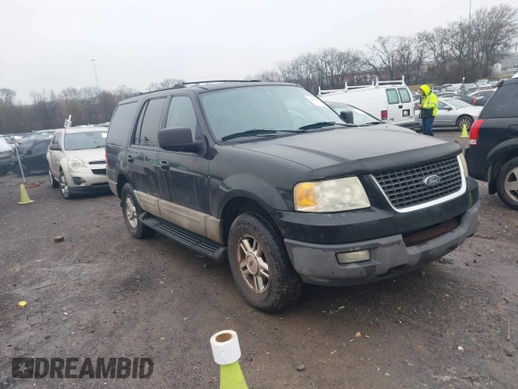 2003 Ford Expedition Special Service with VIN 1FMRU15W23LC06496, listed as a IAAI auction lot 41573950 with 253,461 mi miles. Bid and sale history available at carsss.com. Image 1.