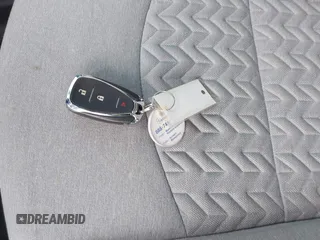 2022 Chevrolet Equinox LS z VIN 3GNAX5EV3NS177182, wystawiony jako IAAI lot #42048206 z przebiegiem 32 792 mil mil oraz . Historia ofert i sprzedaży dostępna na DreamBid. Obrazek 11.
