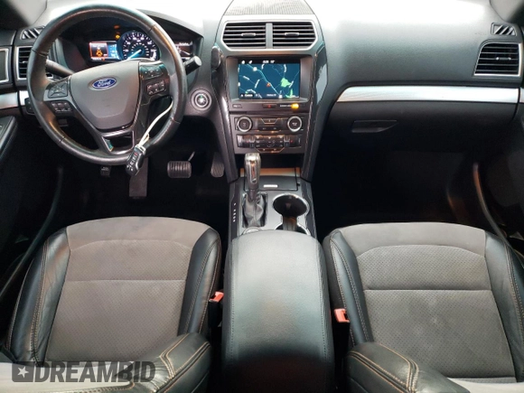 2017 Ford Explorer XLT with VIN 1FM5K8D85HGA83650, listed as a Copart auction lot 45847155 with 103,618 mi miles and Salvage Title. Bid and sale history available at DreamBid. Image 8.