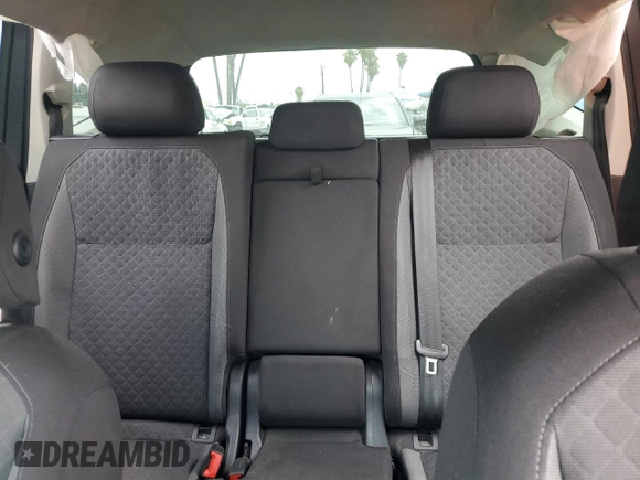 2019 Volkswagen Tiguan S с VIN 3VV1B7AX6KM150585, выставлен на аукционе Copart как лот 59915475 с пробегом 89 729 миль миль и Списание • Salvage title. История ставок и продаж доступна на DreamBid. Изображение 10.