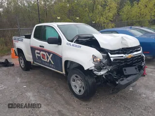 2022 Chevrolet Colorado 2WD Work Truck z VIN 1GCHSBEA4N1234377, wystawiony jako IAAI lot #41854653 z przebiegiem 54 418 mil mil oraz . Historia ofert i sprzedaży dostępna na DreamBid. Obrazek 1.
