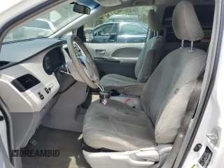 2014 Toyota Sienna L with VIN 5TDZK3DC3ES430634, listed as a Copart auction lot 60715375 with 122,621 mi miles and Salvage title. Bid and sale history available at DreamBid. Image 7.
