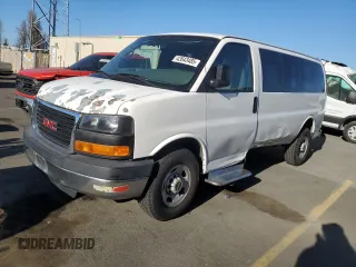 2007 GMC Savana z VIN 1GJHG35U671207873, wystawiony jako Copart lot #42643485 z przebiegiem 263 343 mil mil oraz Szkoda całkowita • Salvage title. Historia ofert i sprzedaży dostępna na DreamBid. Obrazek 1.