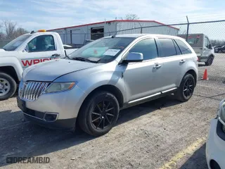 2011 Lincoln MKX with VIN 2LMDJ6JK2BBJ03519, listed as a IAAI auction lot 41801586 with 180,033 mi miles. Bid and sale history available at carsss.com. Image 2.