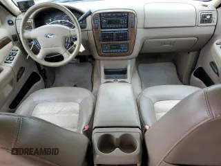 2005 Ford Explorer Eddie Bauer z VIN 1FMDU64K85UA36518, wystawiony jako Copart lot #57399285 z przebiegiem 132 178 mil mil oraz Szkoda całkowita • Salvage title. Historia ofert i sprzedaży dostępna na DreamBid. Obrazek 8.