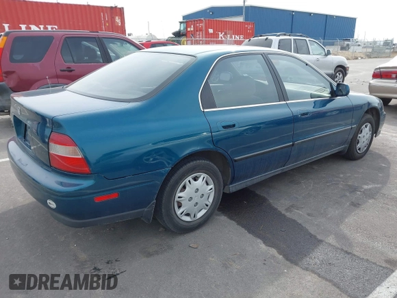 1995 Honda Accord LX with VIN JHMCD5635SC053096, listed as a IAAI auction lot 41666918 with 166,745 mi miles and . Bid and sale history available at carsss.com. Image 4.