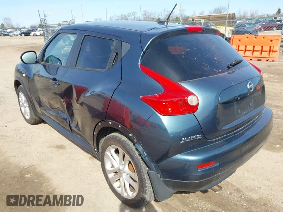 2014 Nissan Juke S with VIN JN8AF5MV2ET480025, listed as a IAAI auction lot 41777772 with 152,535 mi miles. Bid and sale history available at carsss.com. Image 3.