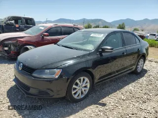 2012 Volkswagen Jetta SE с VIN 3VWDX7AJ4CM418234, выставлен на аукционе Copart как лот 60942805 с пробегом Не указан миль и Чистый • Clean title. История ставок и продаж доступна на DreamBid. Изображение 1.