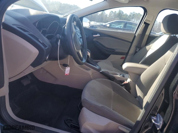 2014 Ford Focus SE with VIN 1FADP3F21EL202901, listed as a Copart auction lot 46567205 with 174,792 mi miles and Salvage Title. Bid and sale history available at carsss.com. Image 7.