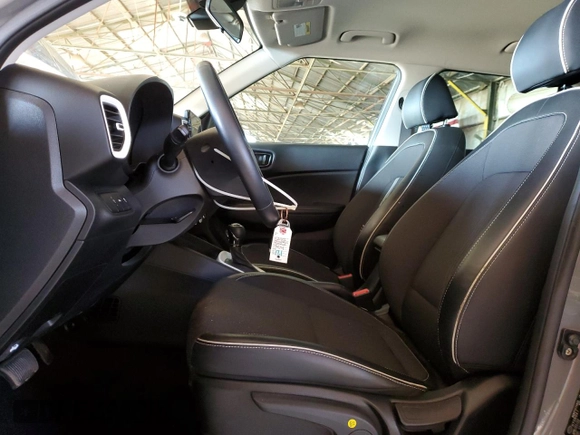 2022 Hyundai Venue SEL with VIN KMHRC8A36NU181204, listed as a Copart auction lot 58923985 with 40,300 mi miles and Salvage title. Bid and sale history available at DreamBid. Image 7.