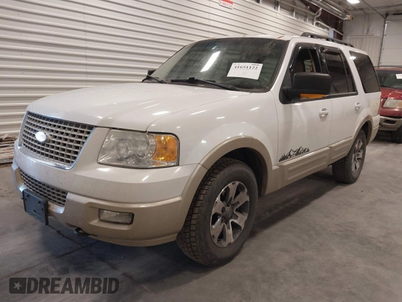 2005 Ford Expedition Eddie Bauer with VIN 1FMFU18505LA84794, listed as a IAAI auction lot 41651122 with 255,815 mi miles. Bid and sale history available at carsss.com. Image 2.