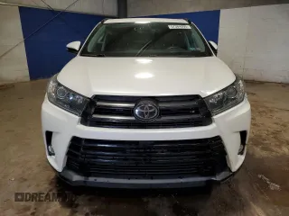 2018 Toyota Highlander SE with VIN 5TDJZRFHXJS542815, listed as a Copart auction lot 57304995 with 124,052 mi miles and Salvage title. Bid and sale history available at DreamBid. Image 5.