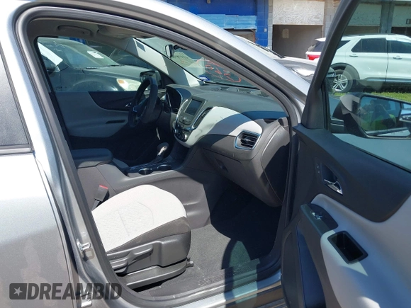 2024 Chevrolet Equinox LS z VIN 3GNAXHEG0RL338302, wystawiony jako IAAI lot #41978986 z przebiegiem 15 953 mil mil oraz . Historia ofert i sprzedaży dostępna na DreamBid. Obrazek 5.