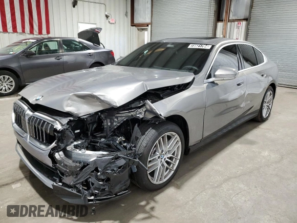 2024 BMW 5 Series 530i xDrive with VIN WBA53FJ06RCS08858, listed as a Copart auction lot 73521784 with 4,823 mi miles and Clean Title. Bid and sale history available at carsss.com. Image 1.