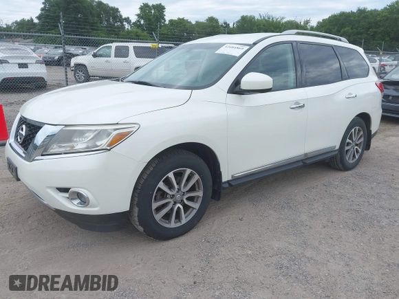 2015 Nissan Pathfinder Platinum with VIN 5N1AR2MM5FC667264, listed as a IAAI auction lot 42684869 with 173,749 mi miles and . Bid and sale history available at DreamBid. Image 2.