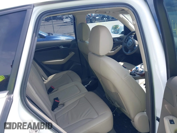 2012 Audi Q5 Premium Plus z VIN WA1LFAFP3CA096303, wystawiony jako IAAI lot #42772844 z przebiegiem 133 324 mil mil oraz . Historia ofert i sprzedaży dostępna na DreamBid. Obrazek 8.