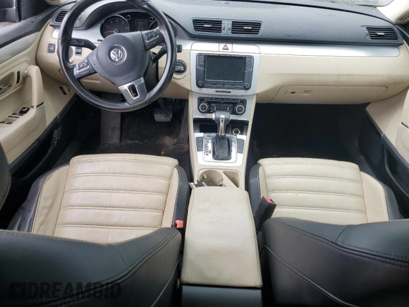 2010 Volkswagen CC Luxury z VIN WVWHL7AN7AE526188, wystawiony jako Copart lot #59014795 z przebiegiem 130 981 mil mil oraz Czysty tytuł • Clean title. Historia ofert i sprzedaży dostępna na DreamBid. Obrazek 8.