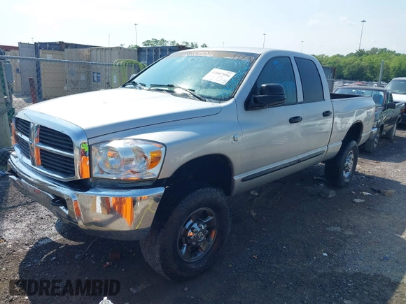 2007 Dodge 2500 SLT z VIN 1D7KS28A17J582602, wystawiony jako IAAI lot #42087956 z przebiegiem 255 630 mil mil oraz . Historia ofert i sprzedaży dostępna na DreamBid. Obrazek 19.