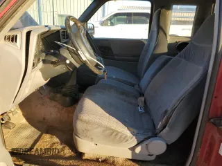 1993 Ford Ranger STX z VIN 1FTCR14U6PPA03718, wystawiony jako Copart lot #87730605 z przebiegiem 10 711 mil mil oraz Szkoda całkowita • Salvage title. Historia ofert i sprzedaży dostępna na DreamBid. Obrazek 7.