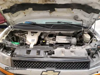 2017 Chevrolet Express Passenger LT z VIN 1GAZGPFG2H1340071, wystawiony jako Copart lot #48771005 z przebiegiem 131 966 mil mil oraz Szkoda całkowita • Salvage title. Historia ofert i sprzedaży dostępna na DreamBid. Obrazek 12.