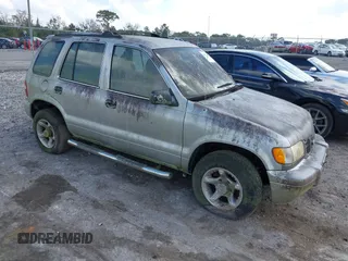 2001 Kia Sportage with VIN KNDJB723115706221, listed as a IAAI auction lot 41562713 with 99,378 mi miles. Bid and sale history available at carsss.com. Image 1.
