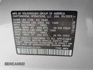 2023 Volkswagen Atlas SE z VIN 1V2HE2CA0PC222291, wystawiony jako IAAI lot #42431536 z przebiegiem 23 114 mil mil oraz . Historia ofert i sprzedaży dostępna na DreamBid. Obrazek 9.