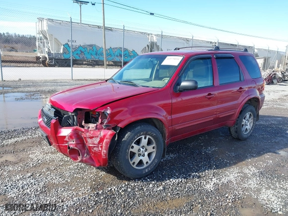 2005 Ford Escape Limited with VIN 1FMYU04185KA45589, listed as a IAAI auction lot 41575051 with 103,284 mi miles. Bid and sale history available at carsss.com. Image 2.