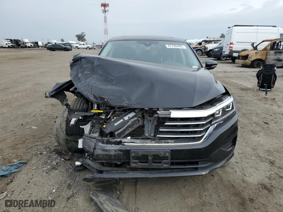 2022 Volkswagen Passat 2.0T SE with VIN 1VWSA7A39NC000413, listed as a Copart auction lot 47792405 with 51,677 mi miles and Salvage Title. Bid and sale history available at carsss.com. Image 5.