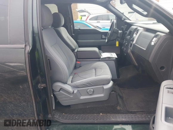 2014 Ford F-150 XL with VIN 1FTFX1ET3EFC14676, listed as a IAAI auction lot 41399135 with 200,553 mi miles. Bid and sale history available at carsss.com. Image 5.