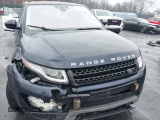 2019 Land Rover Range Rover Evoque SE with VIN SALVP2RX2KH341541, listed as a IAAI auction lot 41648942 with 122,356 mi miles. Bid and sale history available at carsss.com. Image 6.