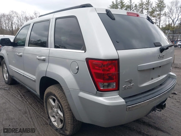 2006 Jeep Grand Cherokee Limited with VIN 1J4HR58286C307056, listed as a IAAI auction lot 41978528 with 130,855 mi miles. Bid and sale history available at carsss.com. Image 3.