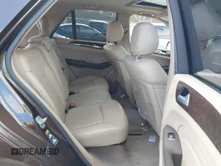 2013 Mercedes-Benz M 350 z VIN 4JGDA2EB7DA258502, wystawiony jako IAAI lot #41269991 z przebiegiem 140 182 mil mil oraz . Historia ofert i sprzedaży dostępna na DreamBid. Obrazek 8.