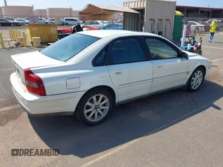 2003 Volvo S80 with VIN YV1TS91Z531313059, listed as a IAAI auction lot 41581225 with 127,946 mi miles. Bid and sale history available at carsss.com. Image 4.