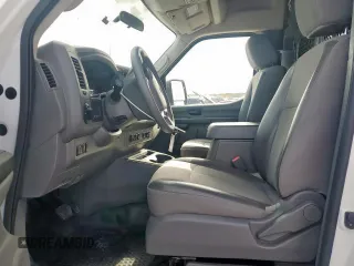 2021 Nissan NV Cargo SV z VIN 1N6BF0LY0MN802188, wystawiony jako Copart lot #49993645 z przebiegiem 161 274 mil mil oraz Szkoda całkowita • Salvage title. Historia ofert i sprzedaży dostępna na DreamBid. Obrazek 7.