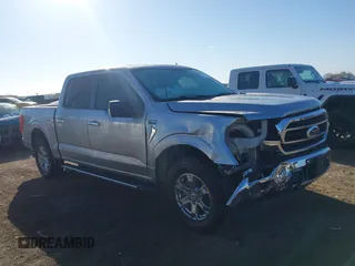2021 Ford F-150 XL with VIN 1FTEW1CP3MFC30671, listed as a IAAI auction lot 41670207 with 56,540 mi miles. Bid and sale history available at carsss.com. Image 13.