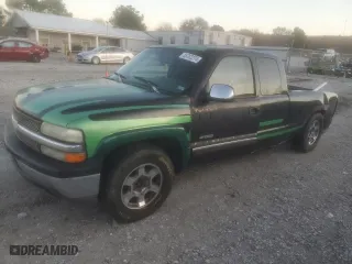 1999 Chevrolet Silverado 1500 LT with VIN 2GCEK19T7X1228966, listed as a Copart auction lot 85702274 with 296,263 mi miles and Salvage Title. Bid and sale history available at carsss.com. Image 1.
