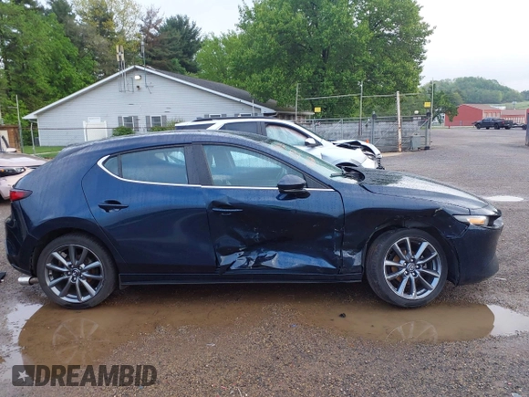 2020 Mazda 3 with VIN JM1BPALM1L1158967, listed as a IAAI auction lot 42196832 with 43,519 mi miles and . Bid and sale history available at DreamBid. Image 13.