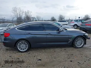 2015 BMW 3 Series 328i Gran Turismo xDrive с VIN WBA3X5C59FD561504, выставлен на аукционе IAAI как лот 41951220 с пробегом 86 649 миль миль и . История ставок и продаж доступна на DreamBid. Изображение 14.