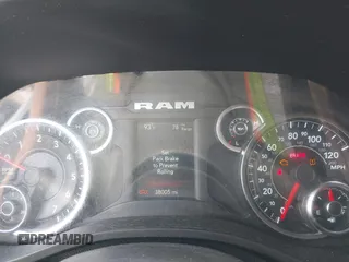 2022 Ram 1500 Big Horn with VIN 1C6SRFFT8NN137742, listed as a IAAI auction lot 42091761 with 38,005 mi miles and . Bid and sale history available at DreamBid. Image 7.