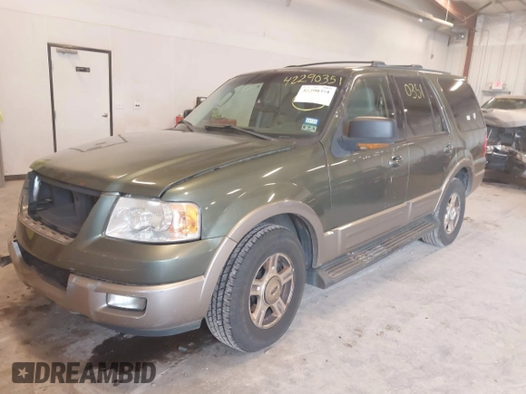 2003 Ford Expedition Eddie Bauer with VIN 1FMFU18L03LA98352, listed as a IAAI auction lot 42290351 with 249,903 mi miles and . Bid and sale history available at DreamBid. Image 2.