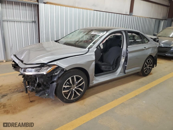 2025 Volkswagen Jetta SE with VIN 3VW7X7BU1SM028759, listed as a Copart auction lot 49928995 with 0 mi miles and Non Repairable. Bid and sale history available at carsss.com. Image 1.