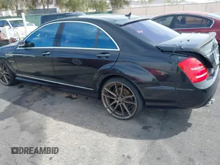 2009 Mercedes-Benz S-Class 5.5L V12 with VIN WDDNG76X09A273645, listed as a IAAI auction lot 41927453 with 1 mi miles. Bid and sale history available at carsss.com. Image 18.