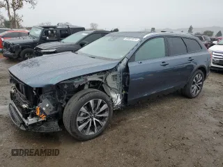 2022 Volvo V90 z VIN YV4062NL0N1148645, wystawiony jako Copart lot #84801074 z przebiegiem 12 490 mil mil oraz Szkoda całkowita • Salvage title. Historia ofert i sprzedaży dostępna na DreamBid. Obrazek 1.